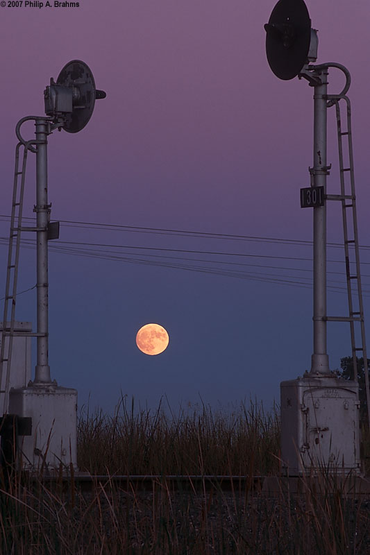 cortena_moonrise