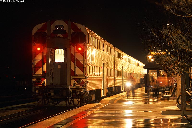 caltrain_night