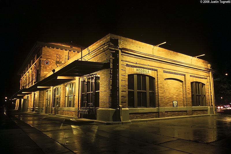 missoula_depot_night