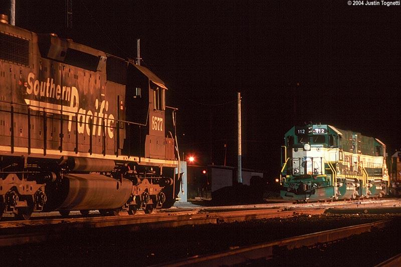 sp8577-cfnr112_night