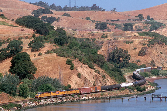 UP 4301 at Port Costa