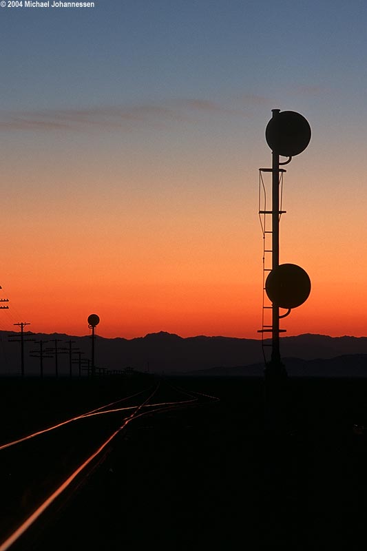 basin_signals_twilight