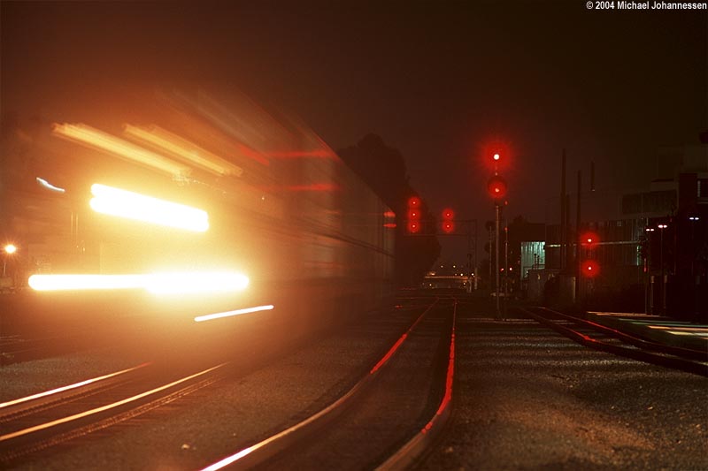 bnsf2412_night