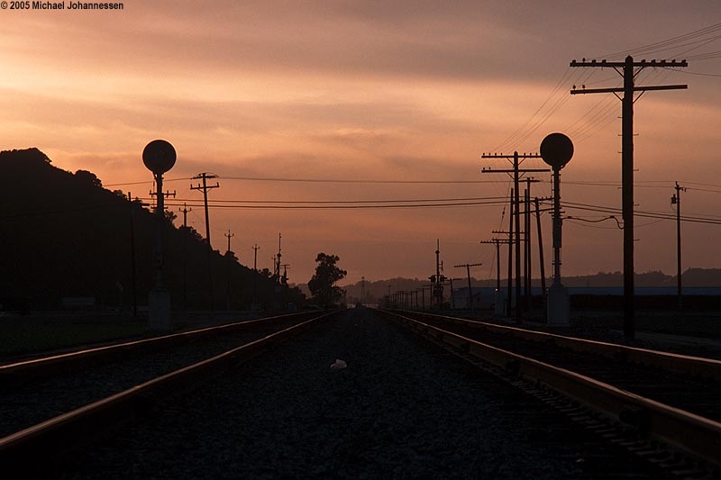 eaton_signals_sunset