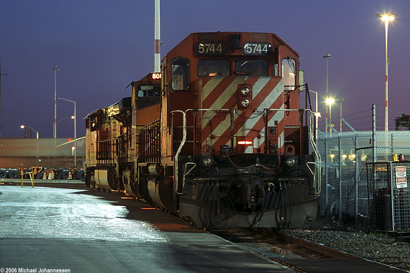 nrex5744_night