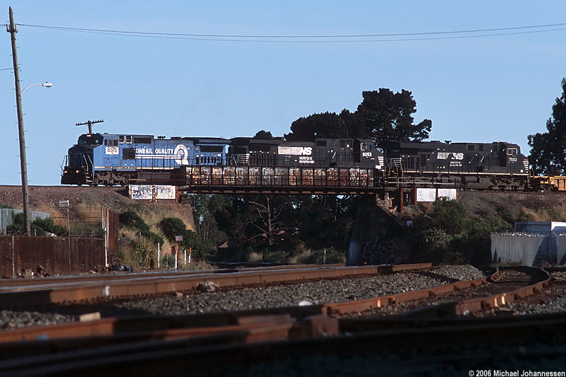 ns8375a