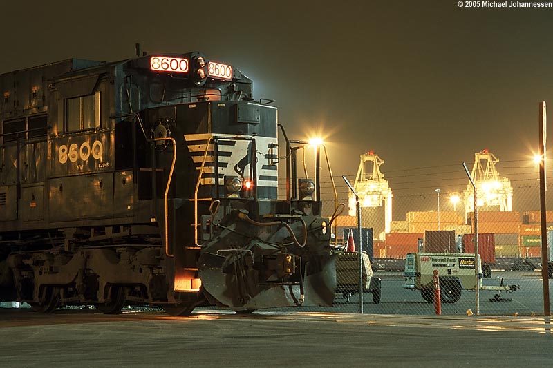 ns8600_night2