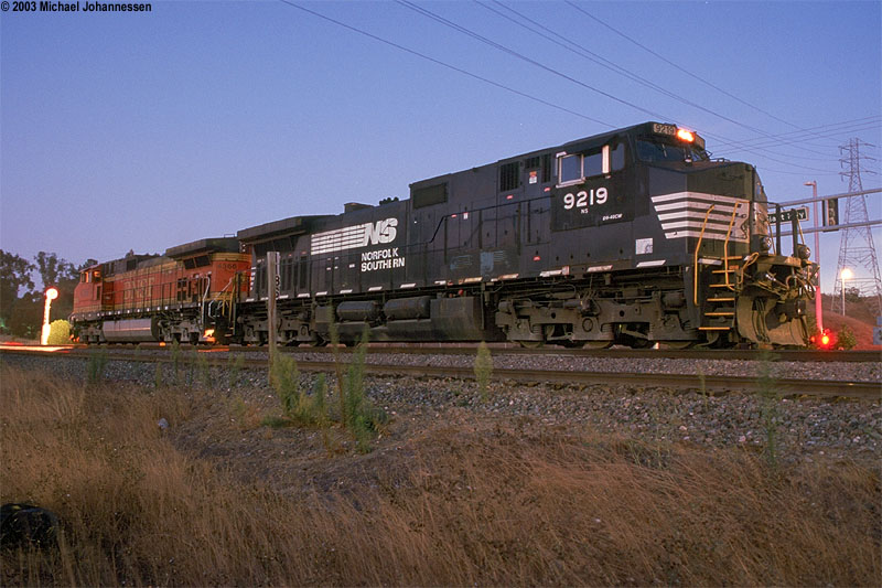 ns9219_twilight